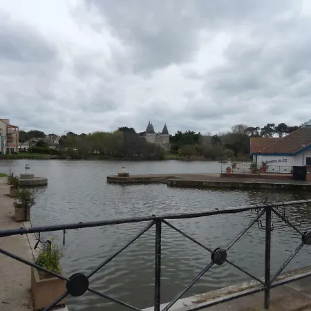 Vue Sur Golf * Talmont-Saint-Hilaire