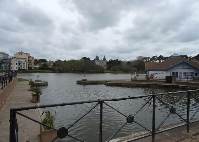 Vue Sur Golf * Talmont-Saint-Hilaire