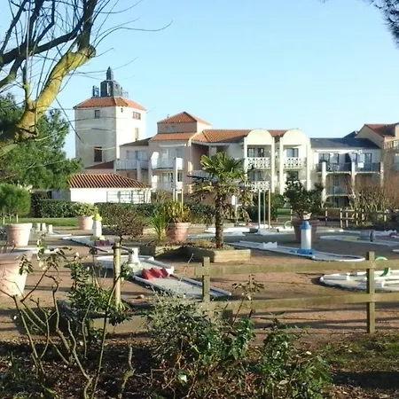 Apartment Vue Sur Golf